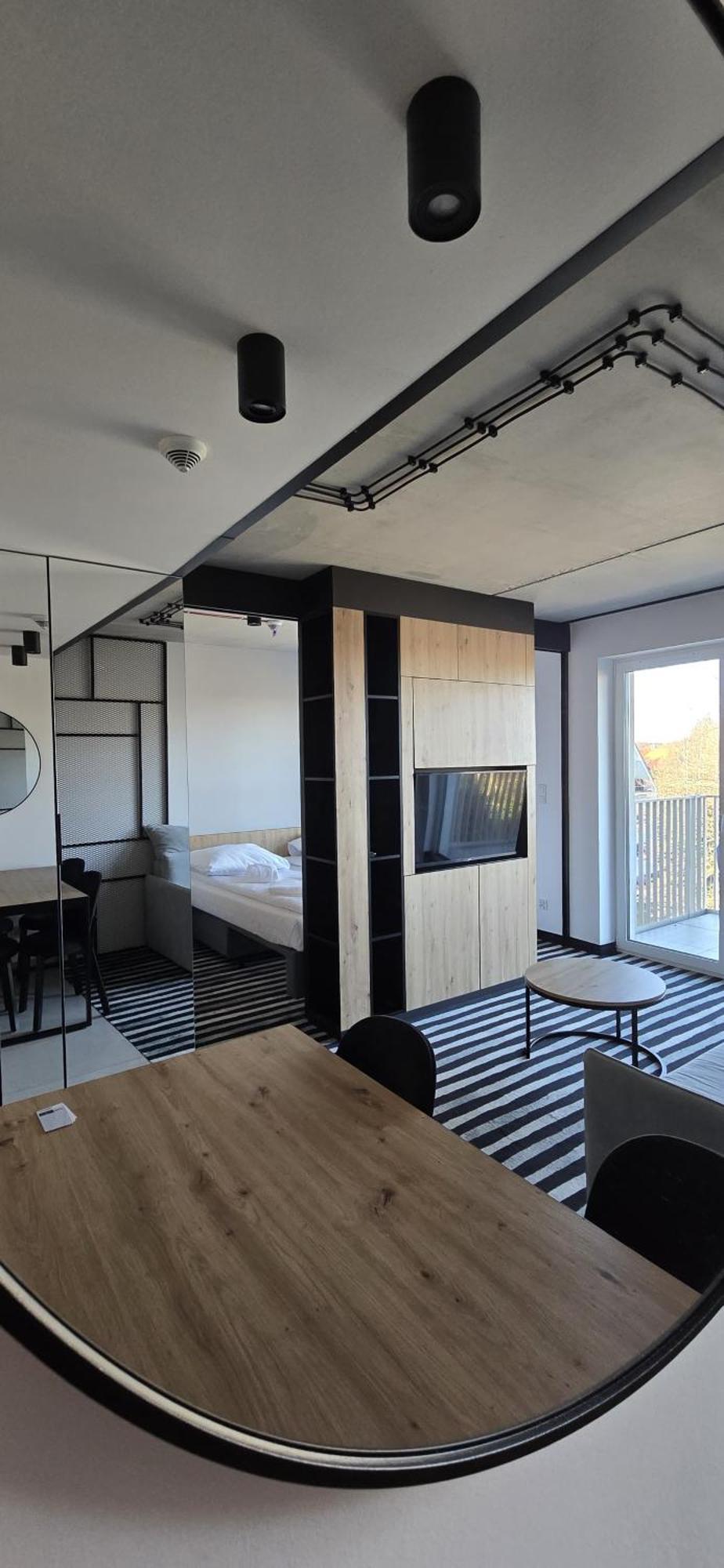 Port Admus For Rent Apartment *